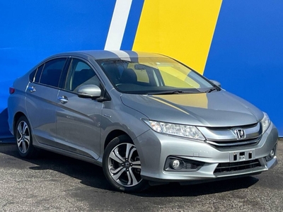 2016 - Honda Grace Automatic