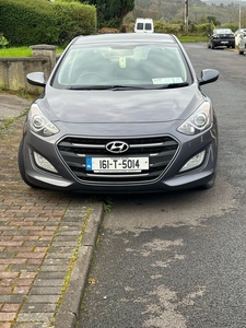 2016 - Hyundai i30 Manual