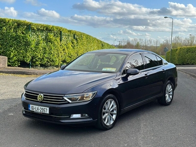 2016 - Volkswagen Passat Manual