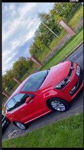 2016 - Volkswagen Polo Manual