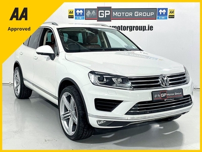 2016 - Volkswagen Touareg Automatic