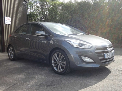 2017 - Hyundai i30 Manual