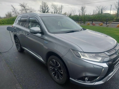 2017 - Mitsubishi Outlander Automatic