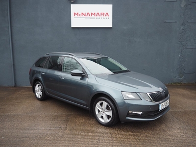 2017 - Skoda Octavia Manual