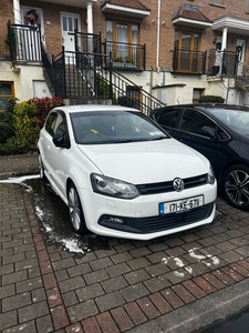 2017 - Volkswagen Polo Automatic