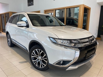 2018 - Mitsubishi Outlander Manual