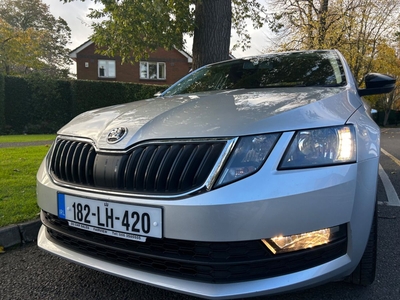 2018 - Skoda Octavia Manual