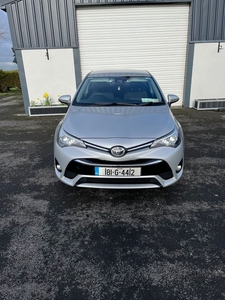 2018 - Toyota Avensis Manual