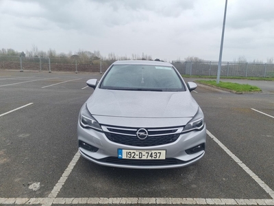 2019 - Opel Astra Manual