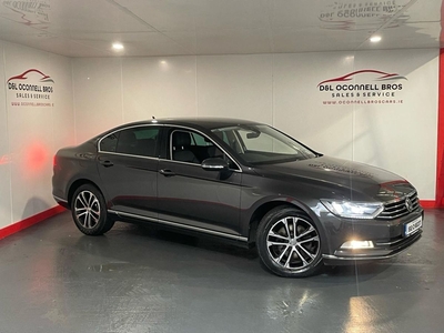 2019 - Volkswagen Passat Manual