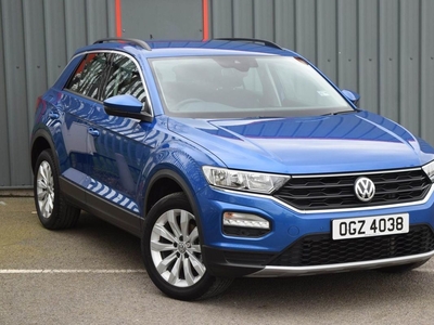 2019 - Volkswagen T-Roc Manual