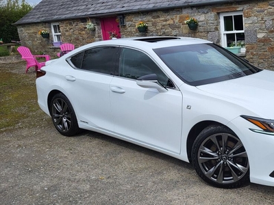 2020 - Lexus ES Automatic