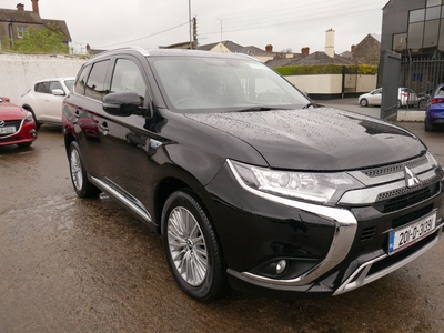 2020 - Mitsubishi Outlander Automatic