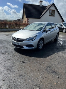 2020 - Vauxhall Astra Manual