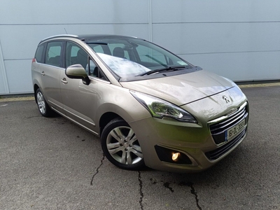 2016 - Peugeot 5008 Manual