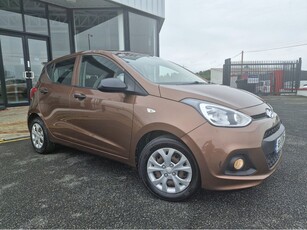 2016 (161) Hyundai i10