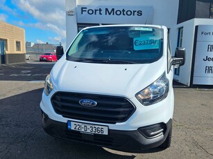 2022 (221) Ford Transit Custom