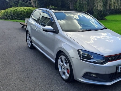 2012 - Volkswagen Polo Automatic