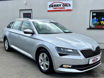 2019 - Skoda Superb Manual