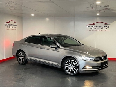 2019 - Volkswagen Passat Manual