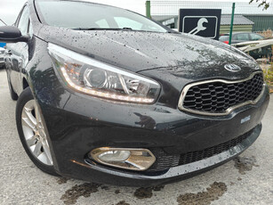 2012 (12) Kia Ceed