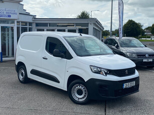 2021 (211) Peugeot Partner