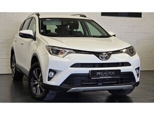 2016 (162) Toyota Rav4