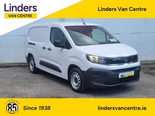 2024 (242) Opel Combo