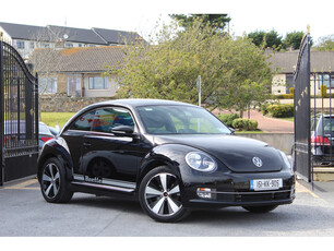 VOLKSWAGEN BEETLE