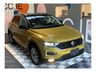 2021 (212) Volkswagen T-Roc