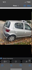 2001 - Toyota Yaris Manual