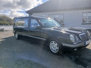 2002 - Mercedes-Benz E-Class ---