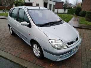 2003 - Renault Megane Manual