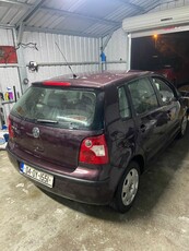 2004 - Volkswagen Polo Manual