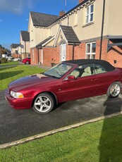 2004 - Volvo C70 Manual