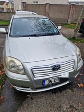 2005 - Toyota Avensis ---