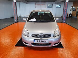 2005 - Toyota Yaris Manual