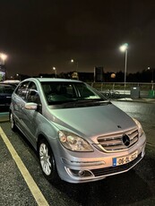 2006 - Mercedes-Benz B-Class Manual