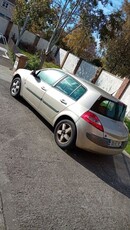 2007 - Renault Megane Manual