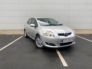 2007 - Toyota Auris Manual