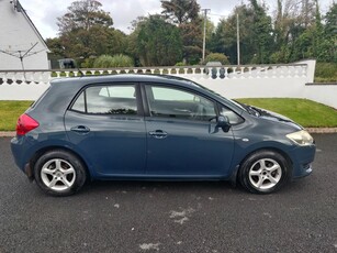 2007 - Toyota Auris Manual