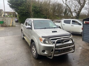 2007 - Toyota Hilux Manual