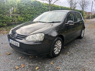 2008 - Volkswagen Golf ---