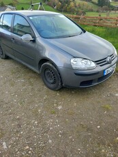 2008 - Volkswagen Golf ---