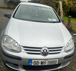 2008 - Volkswagen Golf ---