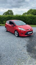 2009 - Ford Fiesta ---