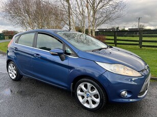 2009 - Ford Fiesta ---