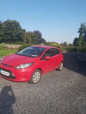 2009 - Ford Fiesta ---