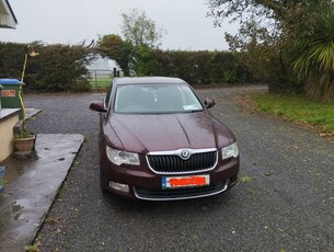 2009 - Skoda Superb Manual