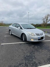 2009 - Toyota Avensis ---